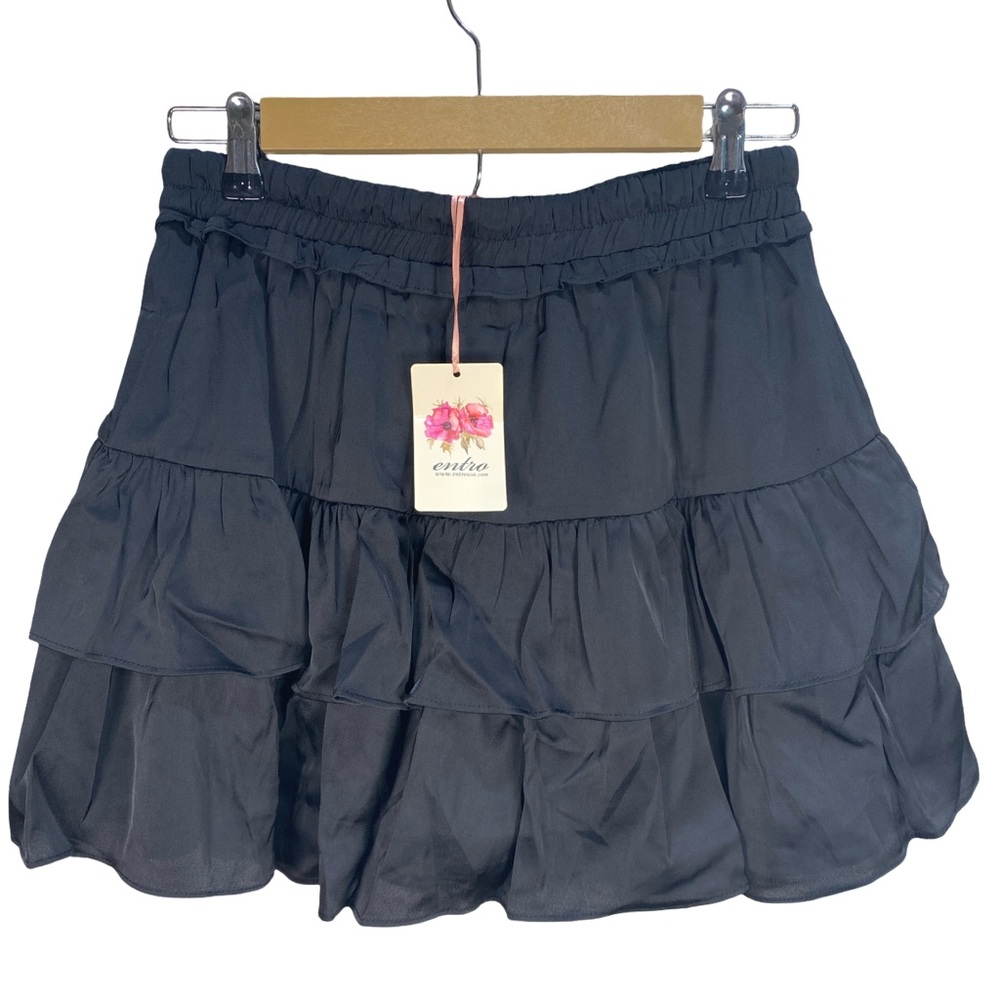NWT Entro Black Tiered Skater Skirt With Built in Under Shorts
